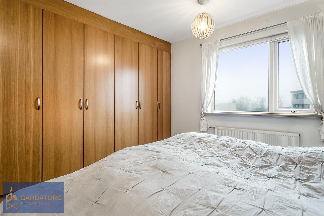 Flatahraun 1, 220 Hafnarfjörður