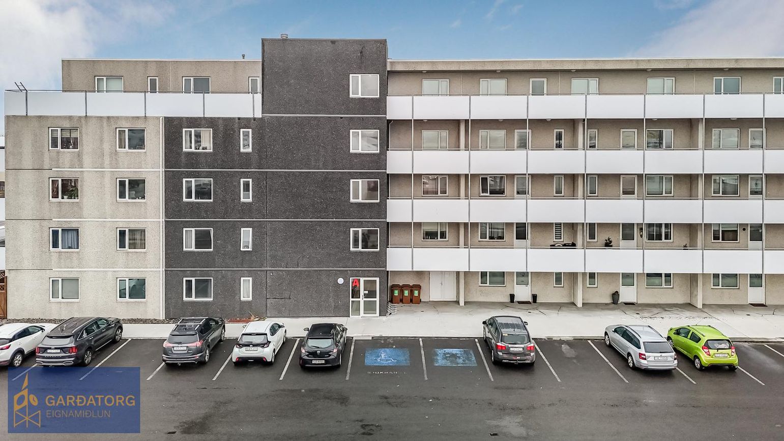 Flatahraun 1, 220 Hafnarfjörður