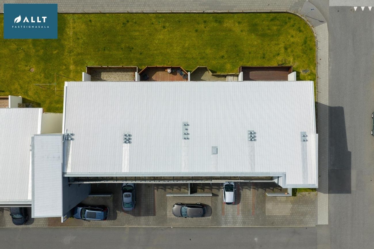 Mávabraut 9, 230 Reykjanesbær