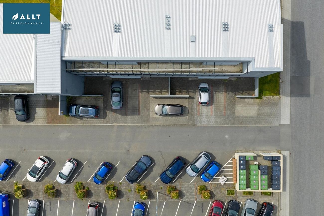 Mávabraut 9, 230 Reykjanesbær