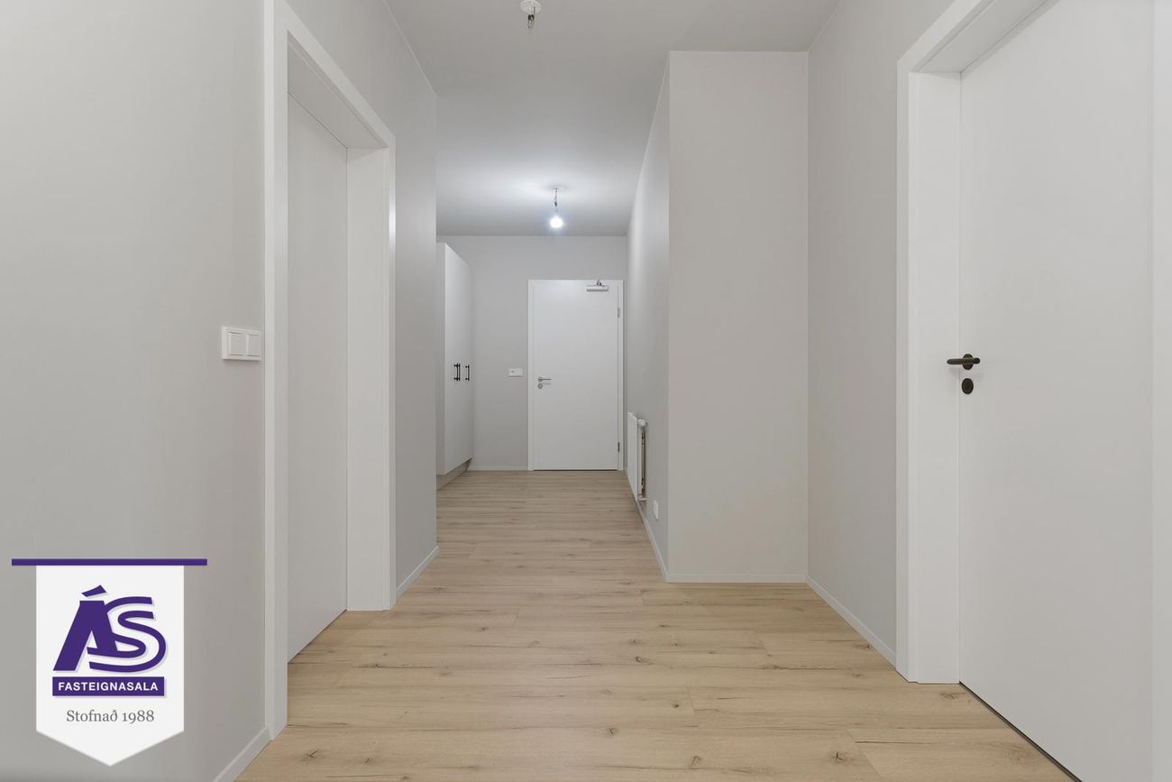 Lautargata 5 - 0102, 210 Garðabær