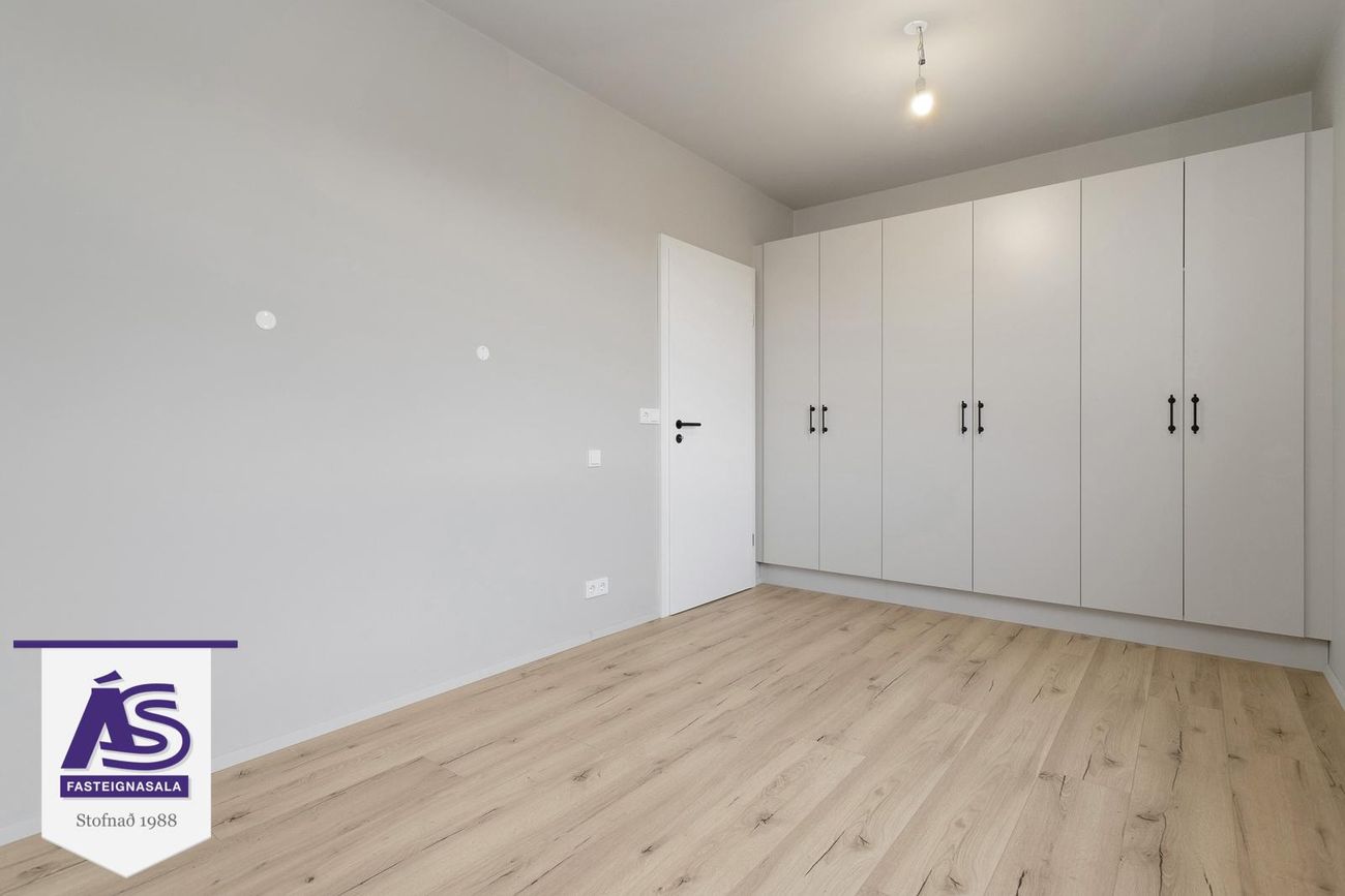 Lautargata 5 - 0102, 210 Garðabær