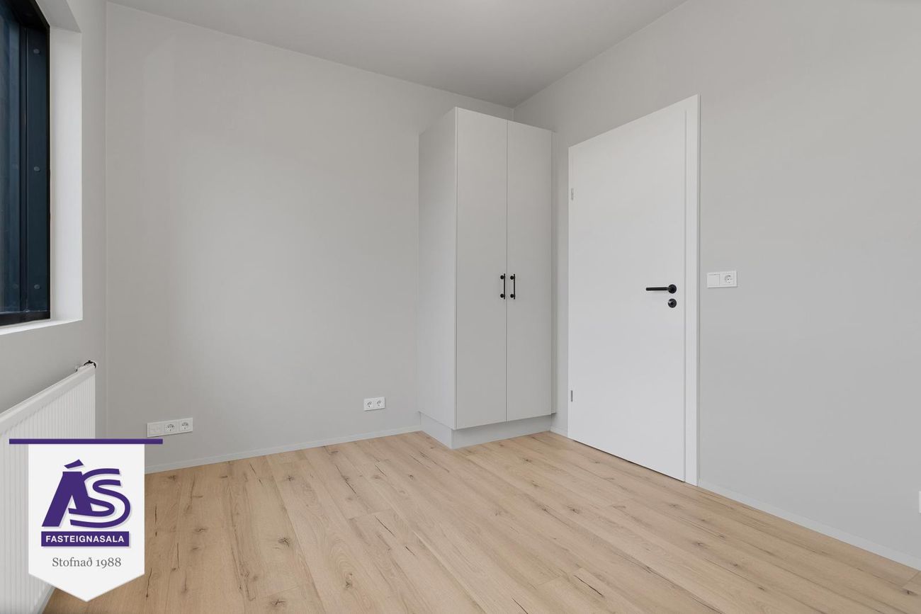 Lautargata 5 - 0102, 210 Garðabær