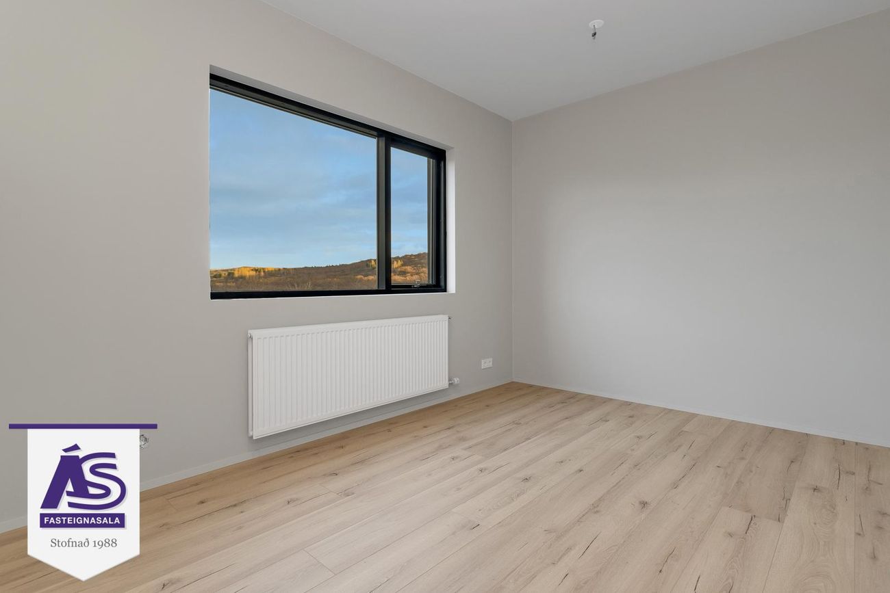 Lautargata 5 - 0102, 210 Garðabær