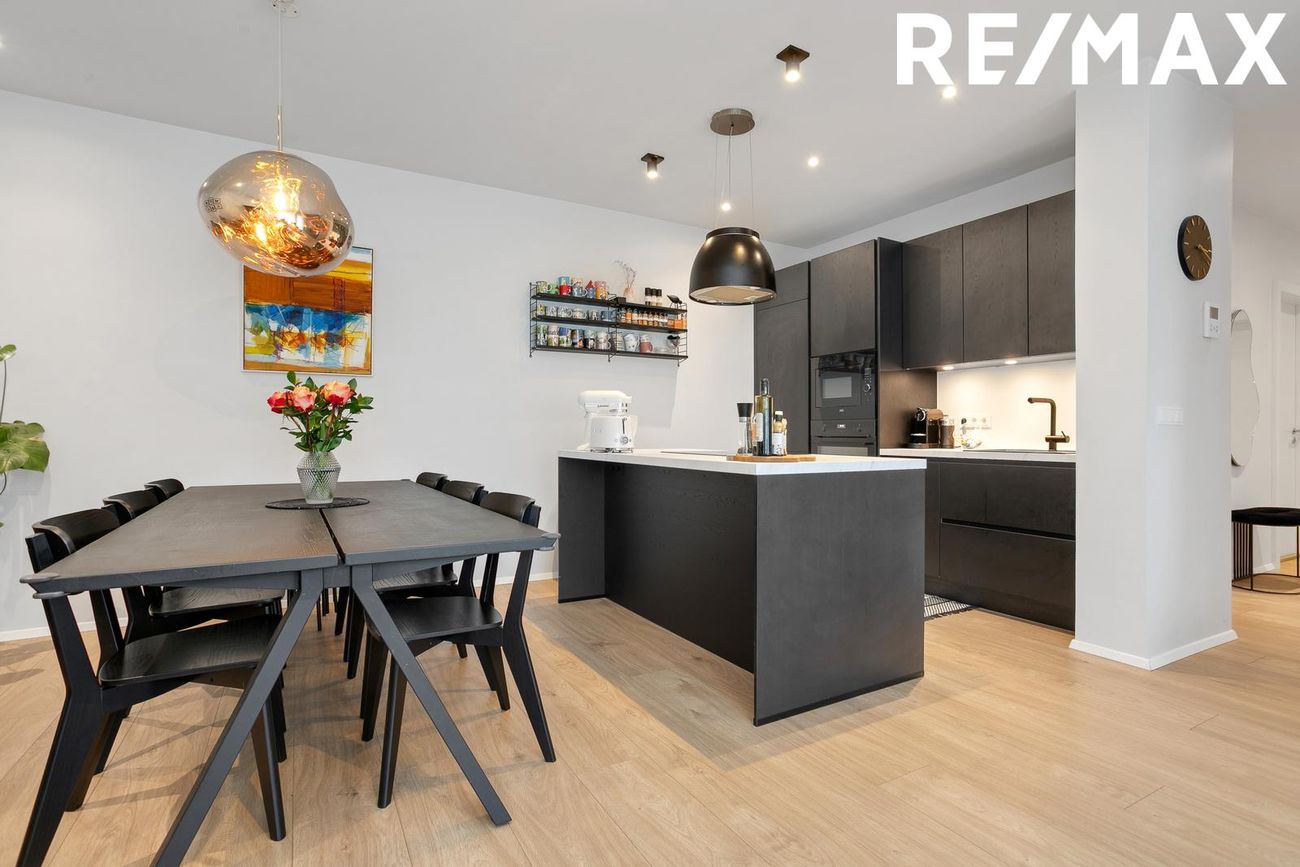 Smyrilshlíð 14, 102 Reykjavík