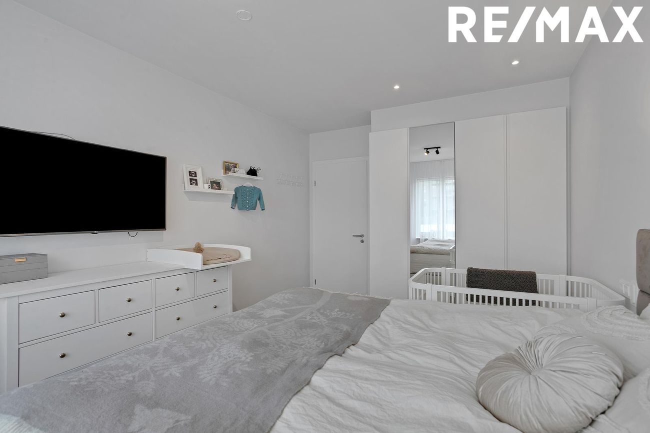 Smyrilshlíð 14, 102 Reykjavík