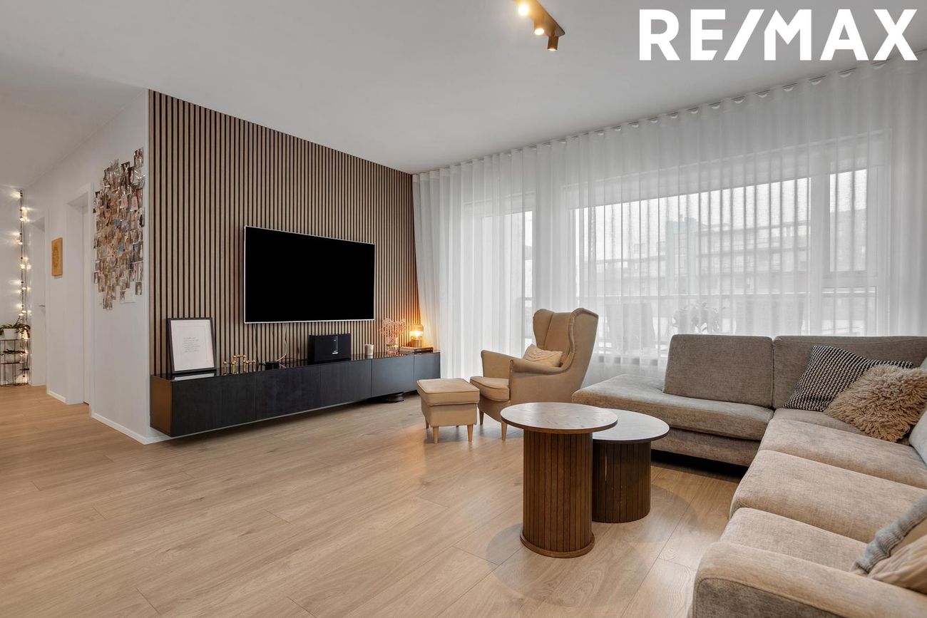 Smyrilshlíð 14, 102 Reykjavík