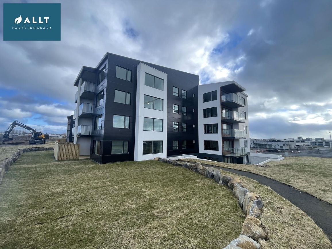 Asparlaut 26, 230 Reykjanesbær