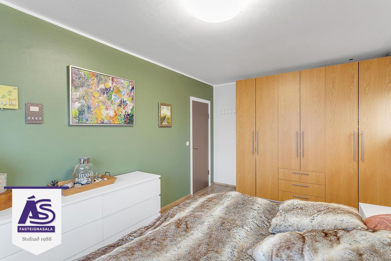 Sólheimar 23, 104 Reykjavík