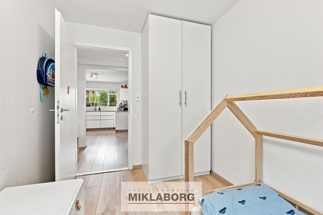 Barmahlíð 15 - 0001, 105 Reykjavík