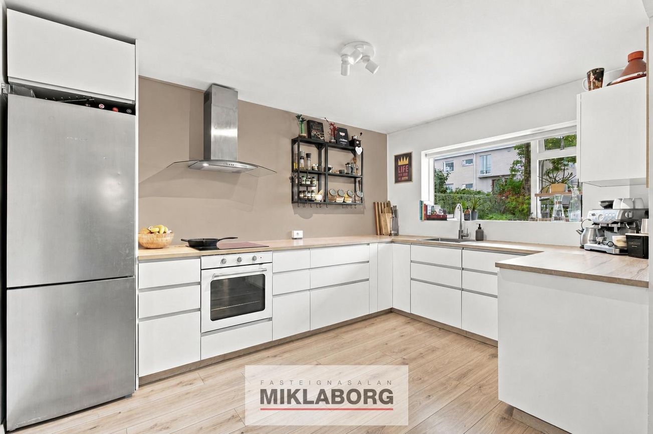 Barmahlíð 15 - 0001, 105 Reykjavík
