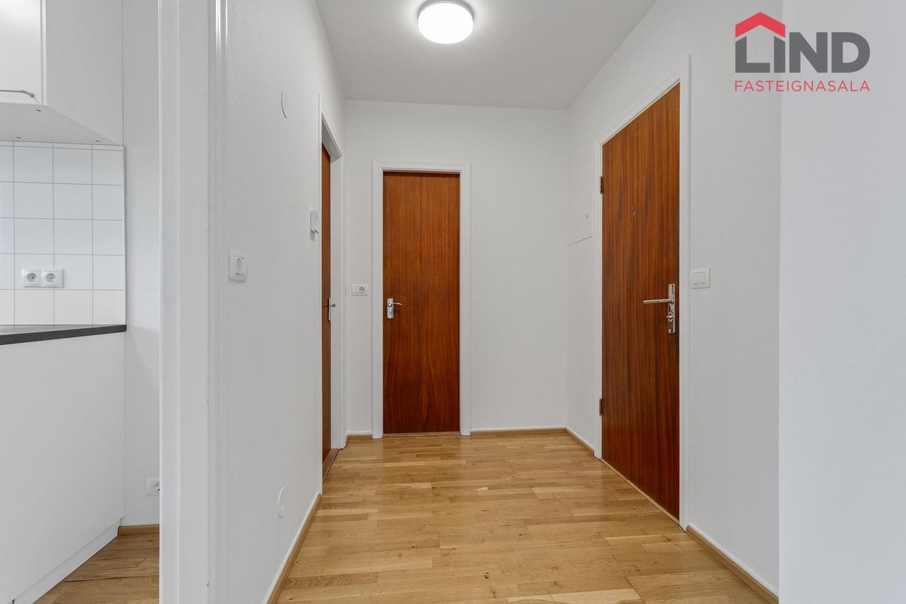 Kaplaskjólsvegur 55 - 0202, 107 Reykjavík