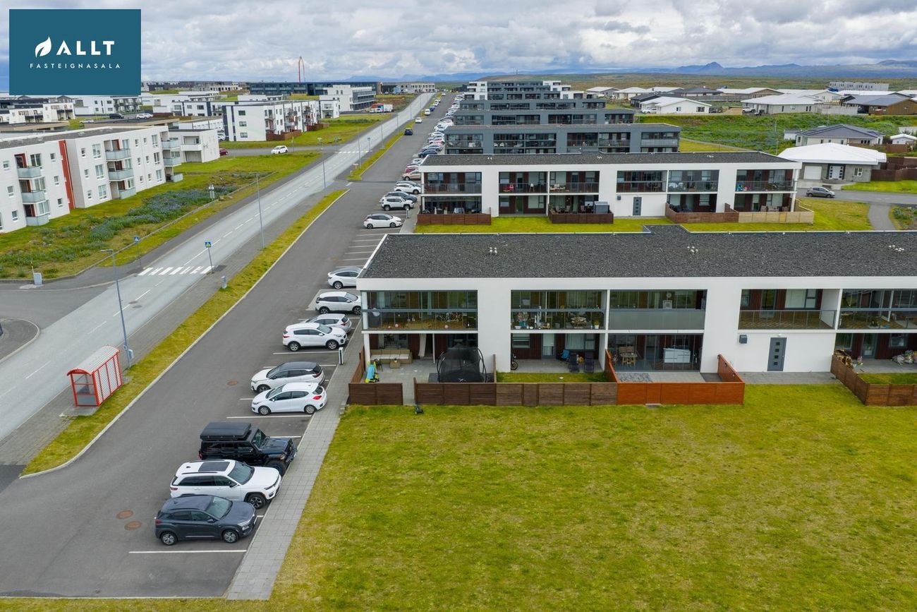 Dalsbraut 22, 260 Reykjanesbær