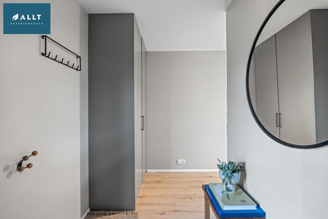 Dalsbraut 22, 260 Reykjanesbær