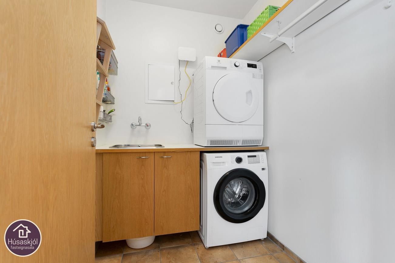 Mánatún 2, 105 Reykjavík