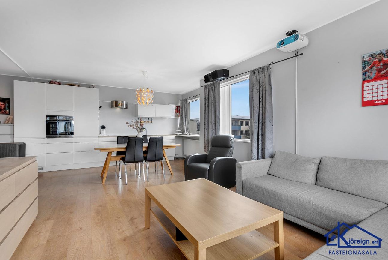 Rofabær 31, 110 Reykjavík