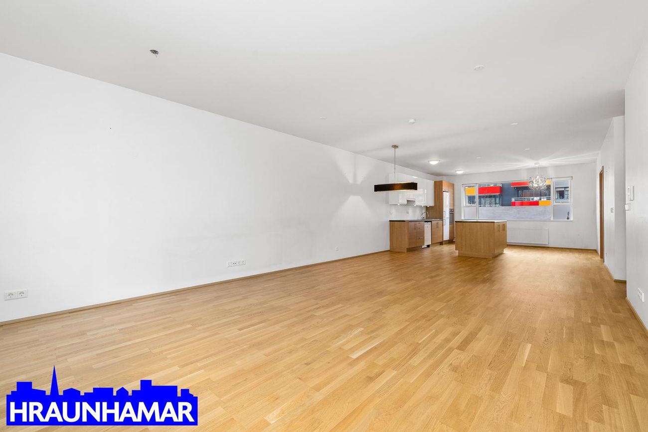 Skipalón 12 - 0104, 220 Hafnarfjörður