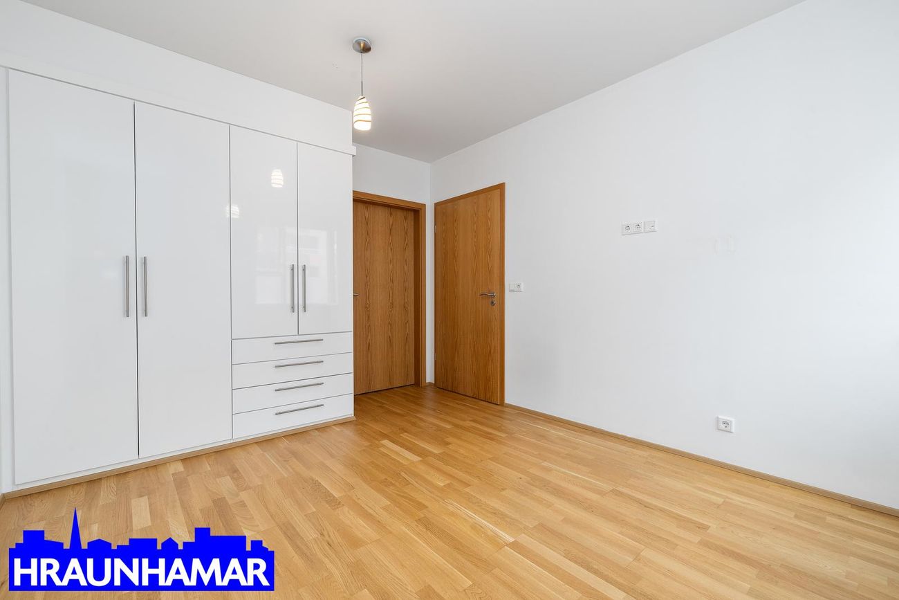 Skipalón 12 - 0104, 220 Hafnarfjörður