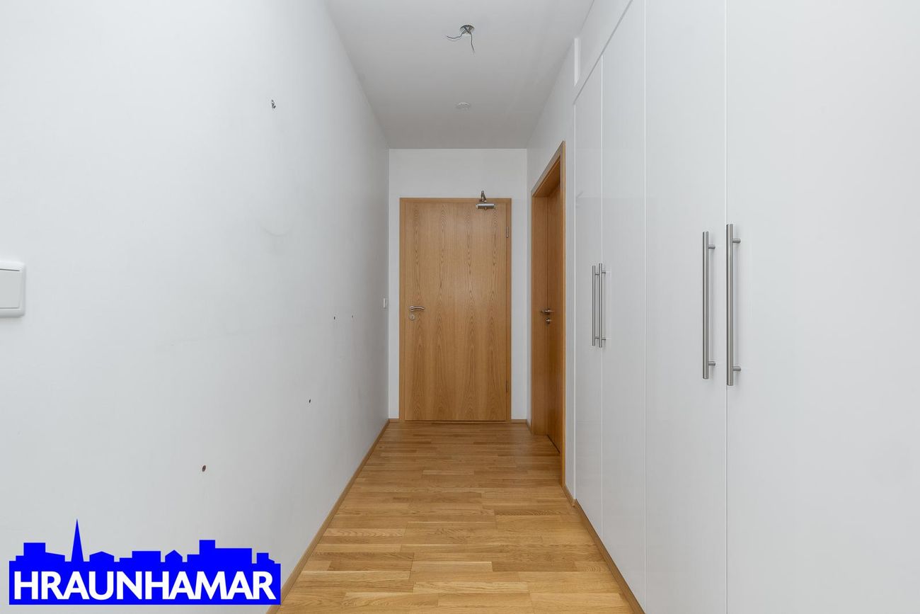 Skipalón 12 - 0104, 220 Hafnarfjörður
