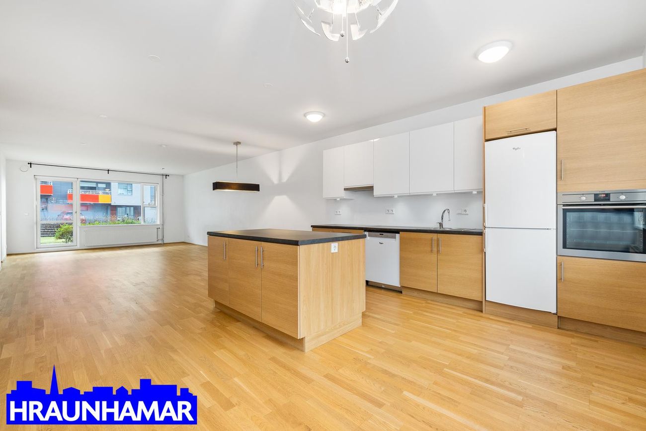 Skipalón 12 - 0104, 220 Hafnarfjörður