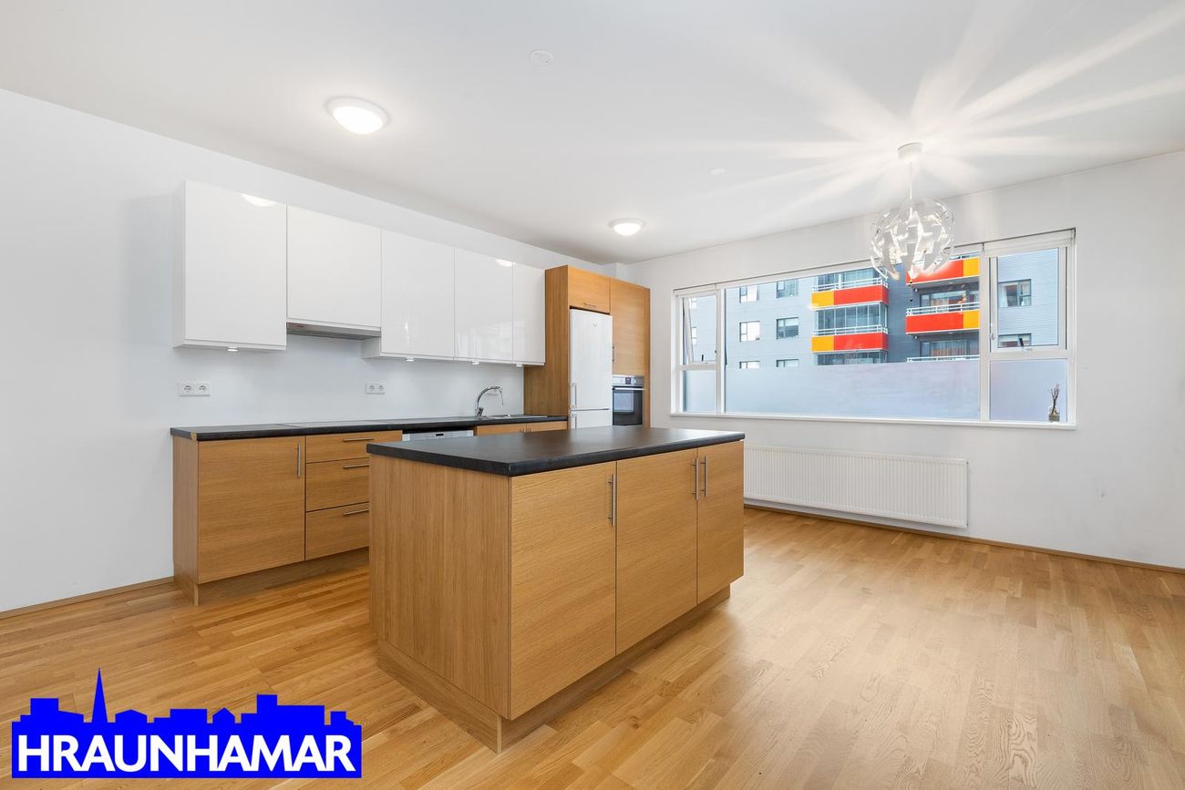 Skipalón 12 - 0104, 220 Hafnarfjörður