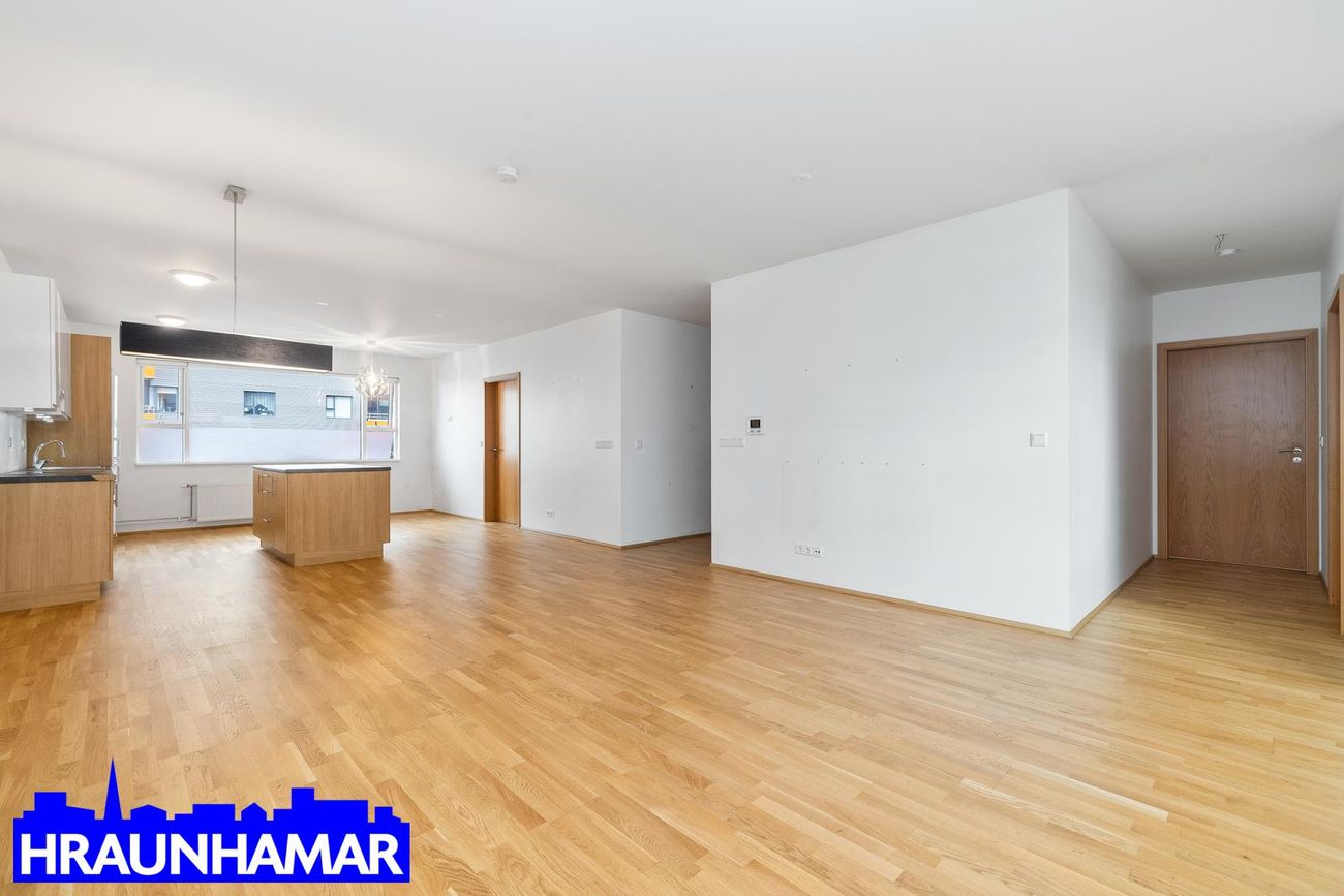 Skipalón 12 - 0104, 220 Hafnarfjörður