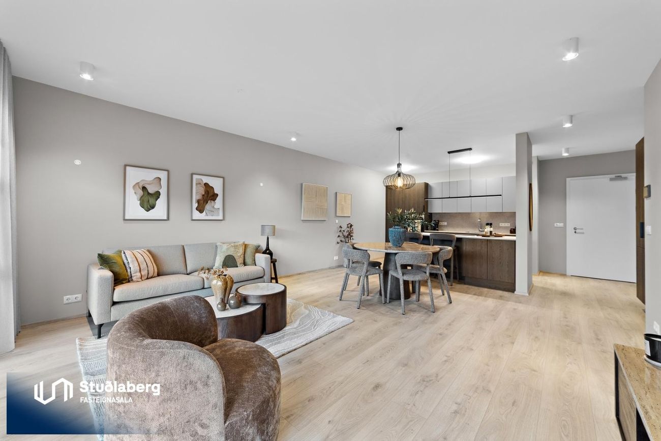 Móavellir 6, 260 Reykjanesbær