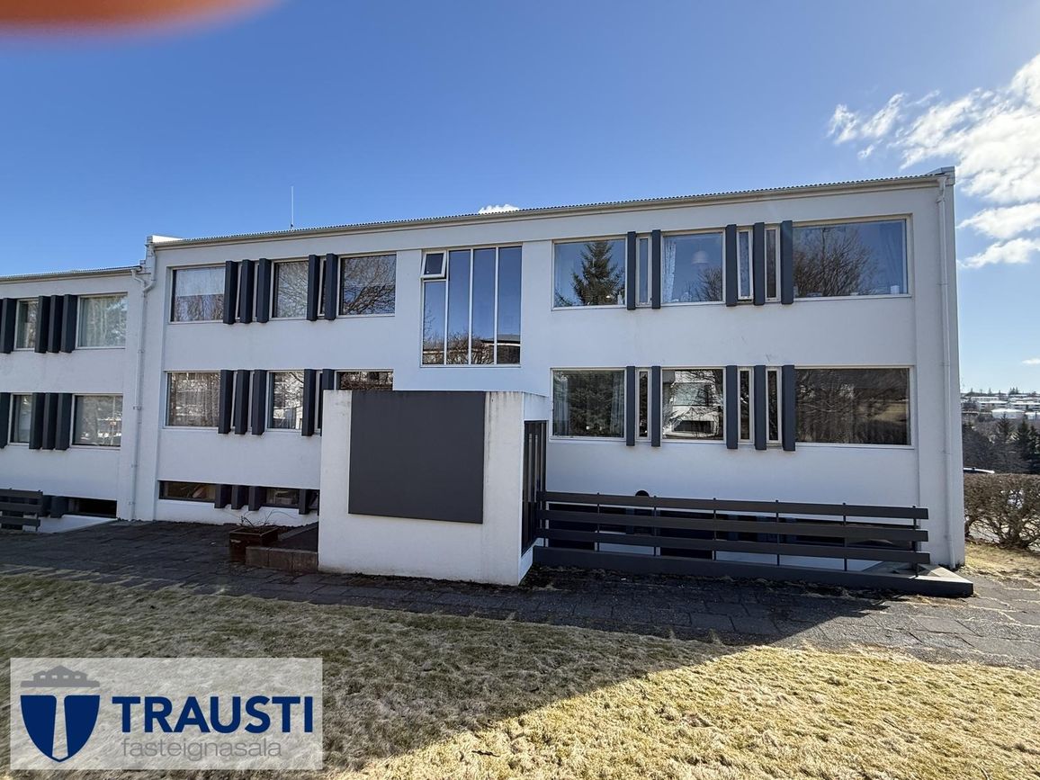 Snæland 8 - 0001, 108 Reykjavík