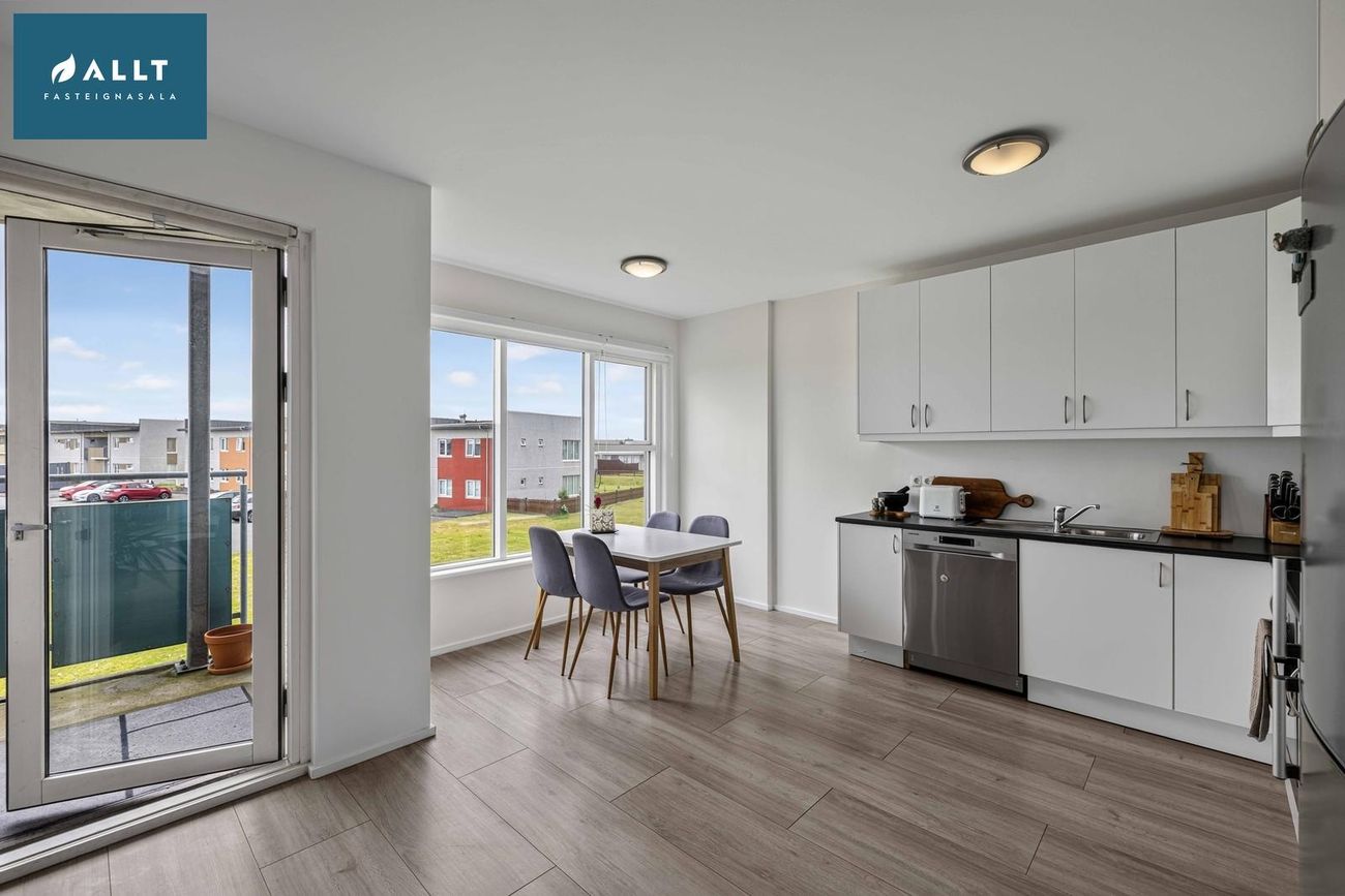 Tjarnabraut 14 - 0208, 260 Reykjanesbær