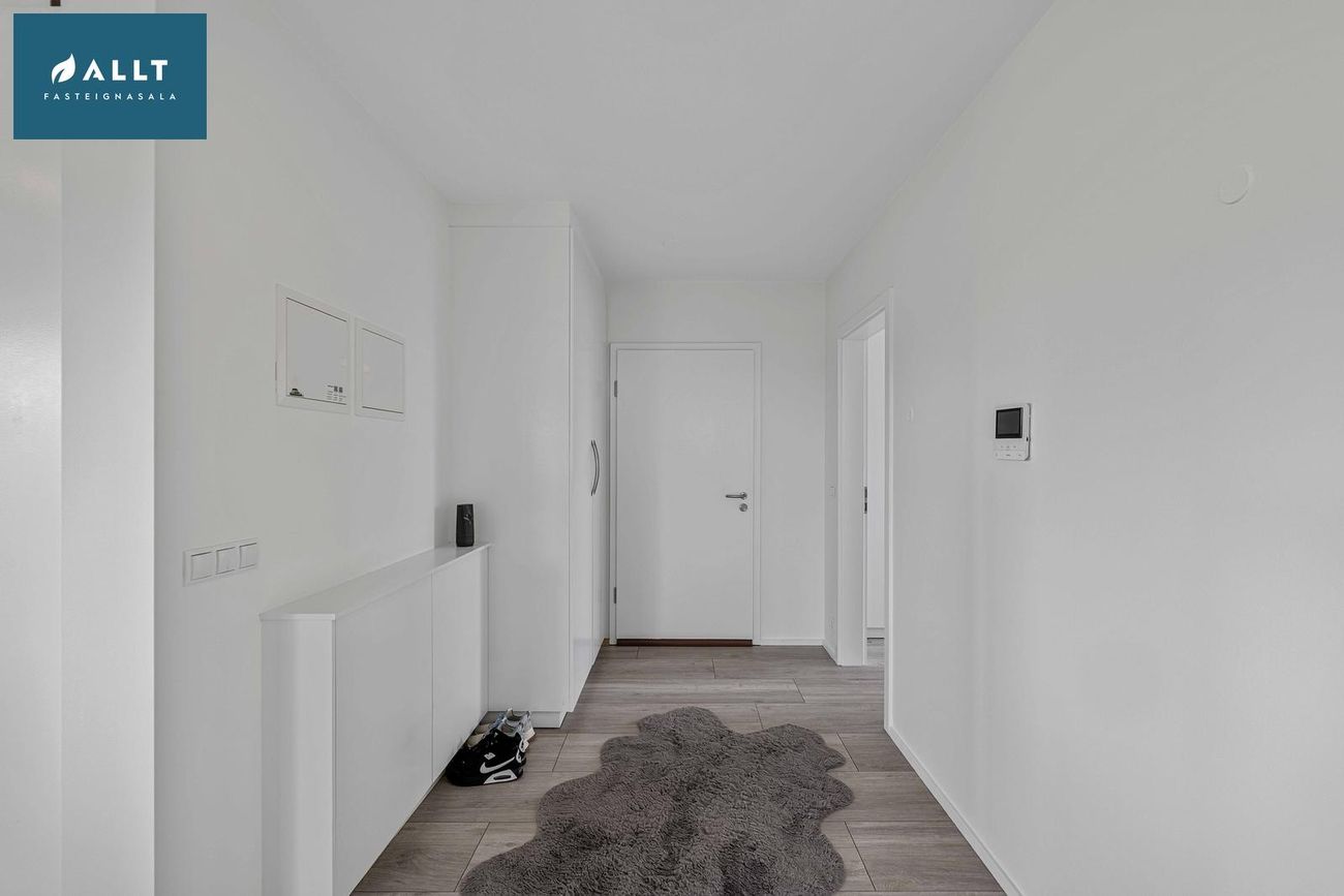 Tjarnabraut 14 - 0208, 260 Reykjanesbær