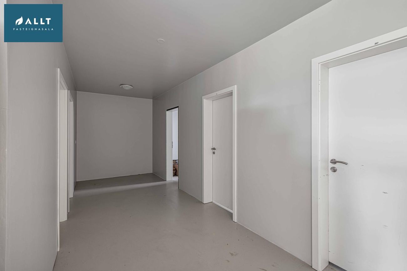 Tjarnabraut 14 - 0208, 260 Reykjanesbær