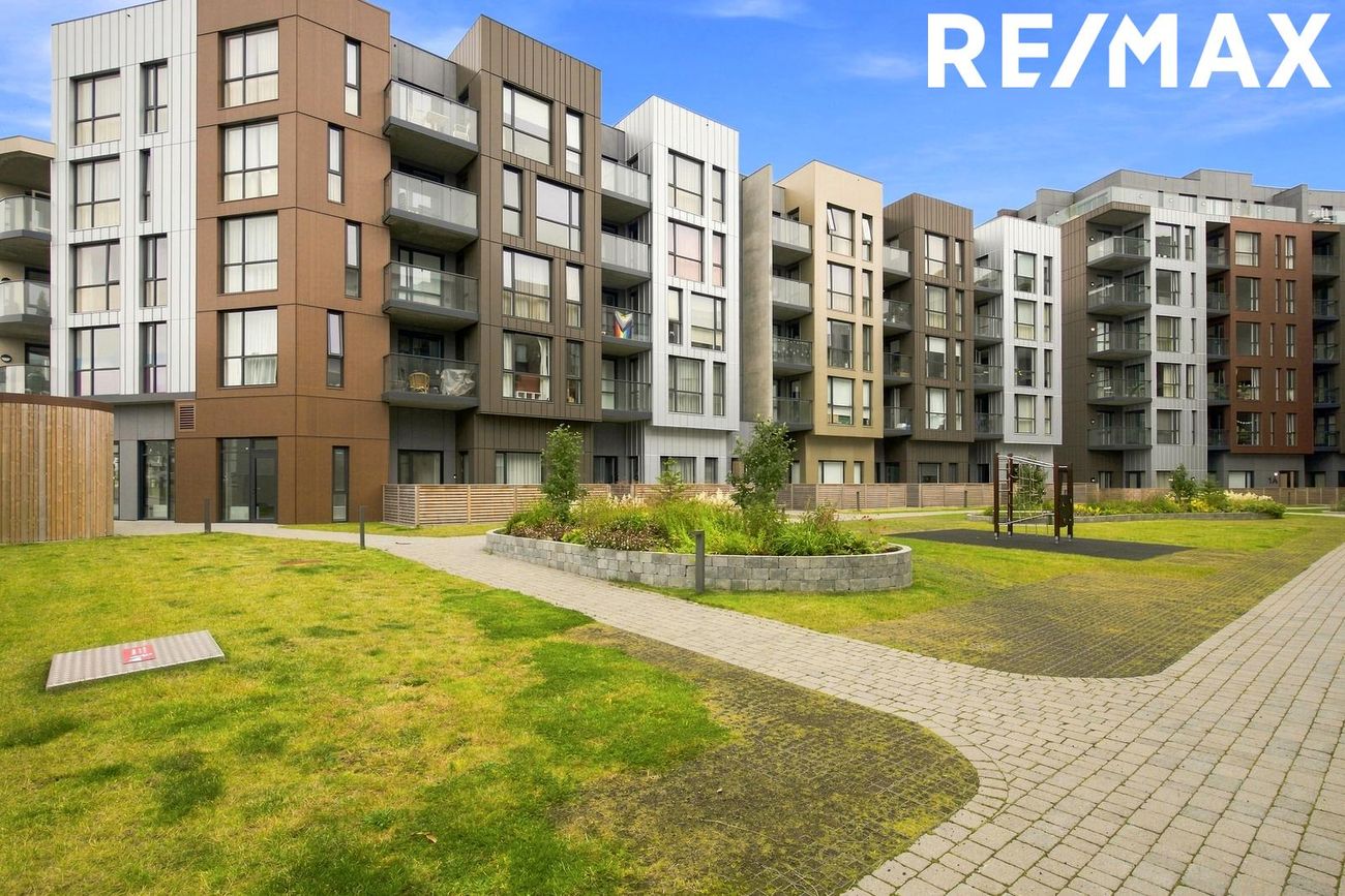 Grensásvegur 1B, 108 Reykjavík