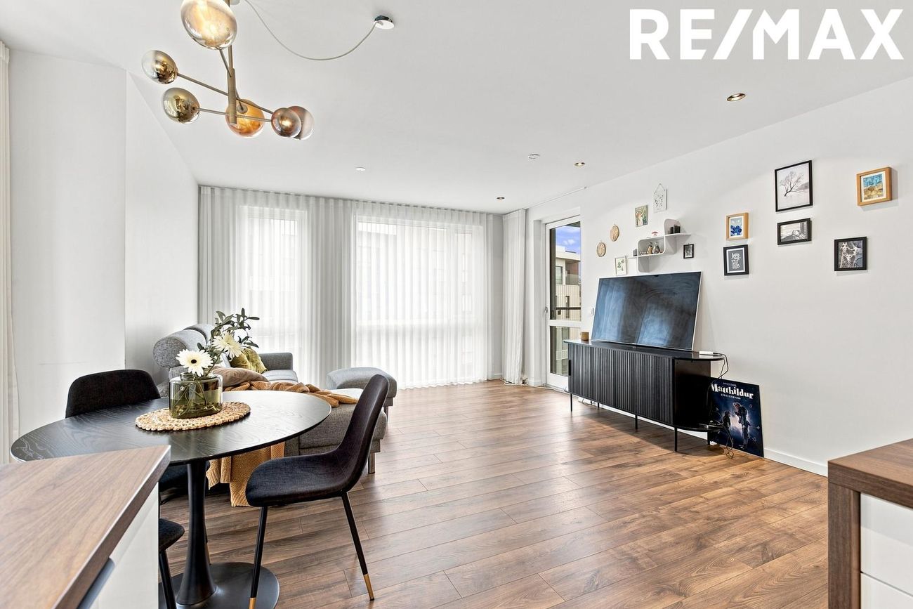 Grensásvegur 1B, 108 Reykjavík