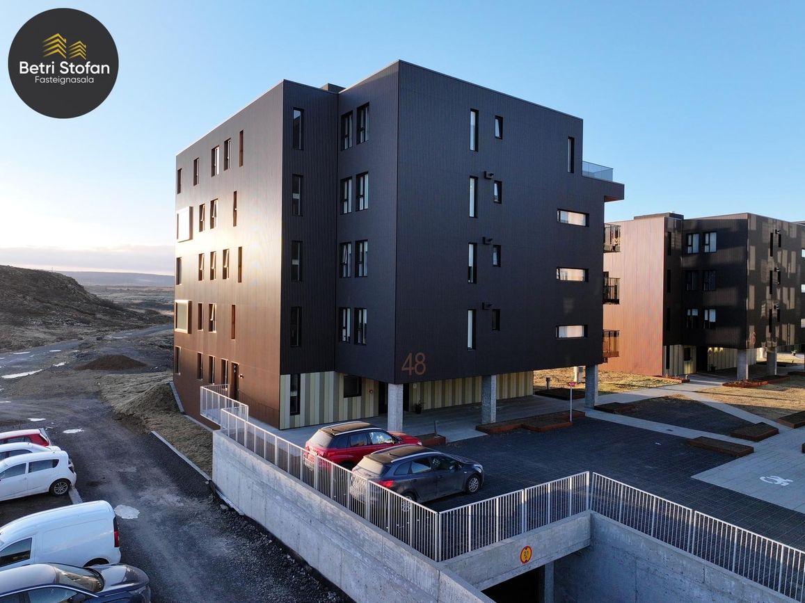 Áshamar 48, 221 Hafnarfjörður