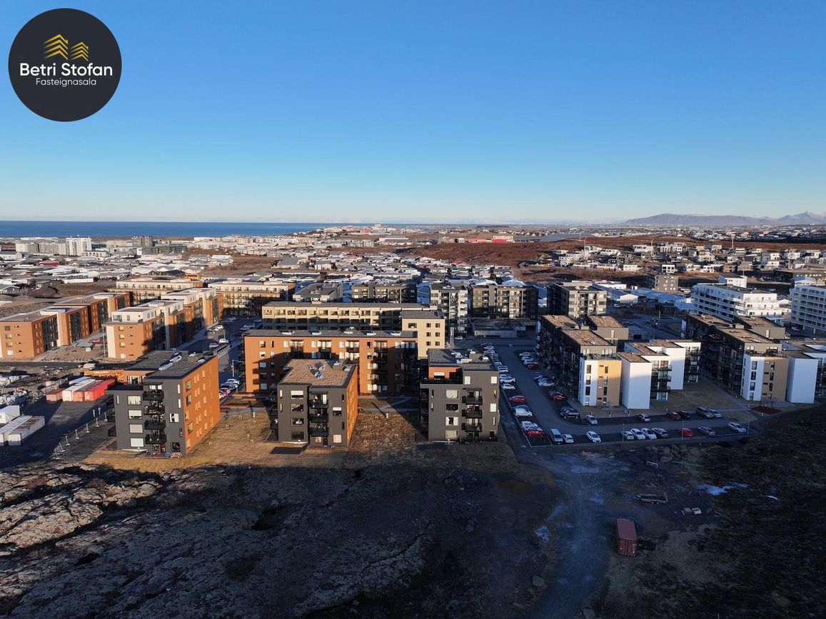 Áshamar 48, 221 Hafnarfjörður