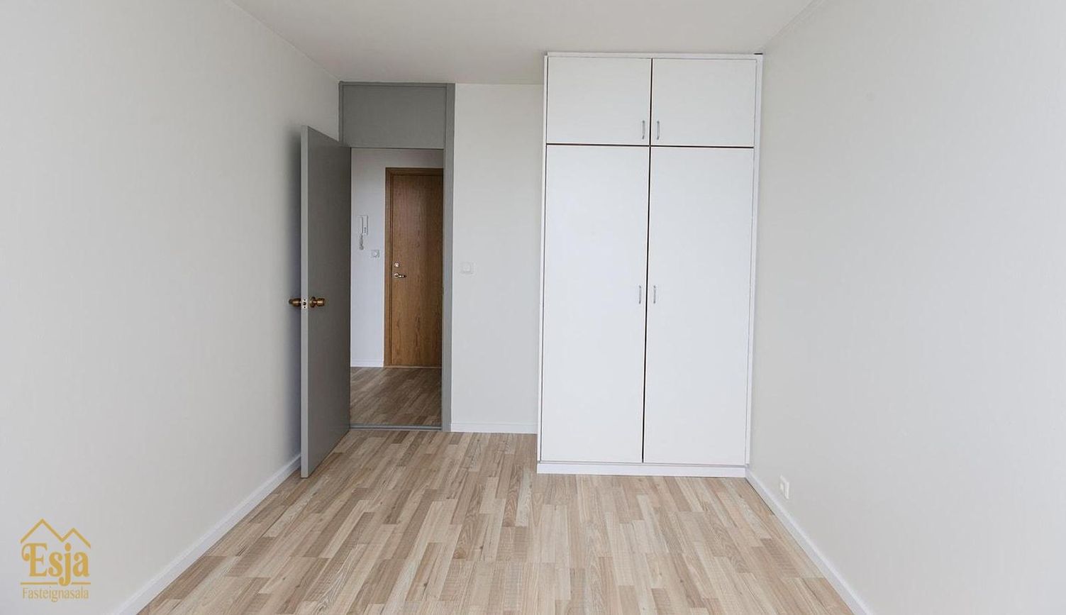 Torfufell 21, 111 Reykjavík