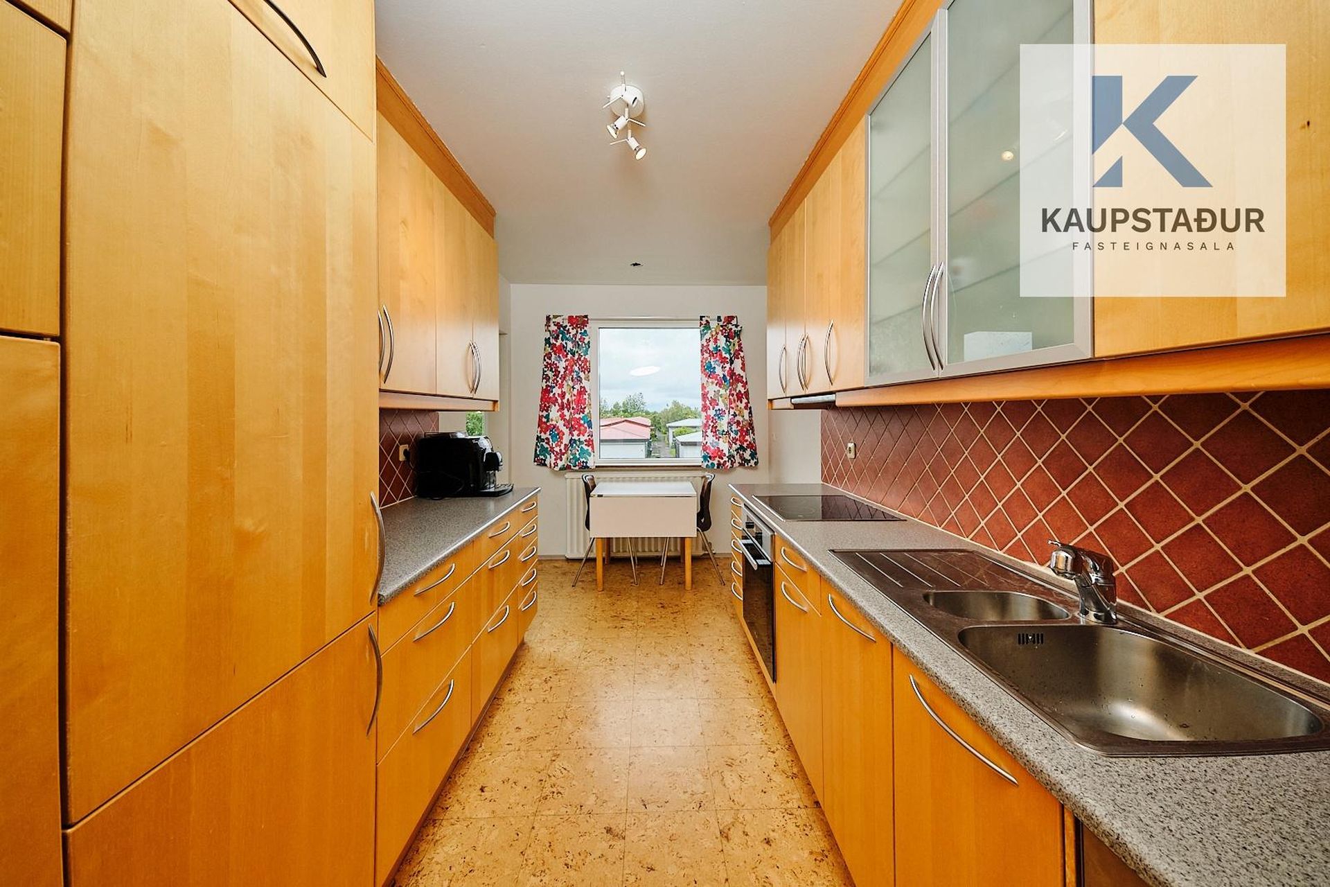 Hraunbær 6 - 0203, 110 Reykjavík