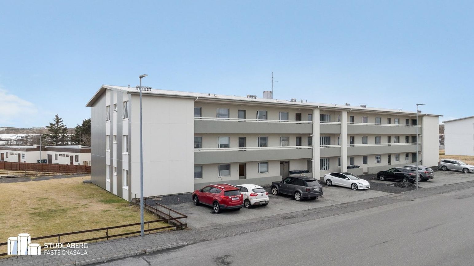 Hjallavegur 3, 260 Reykjanesbær