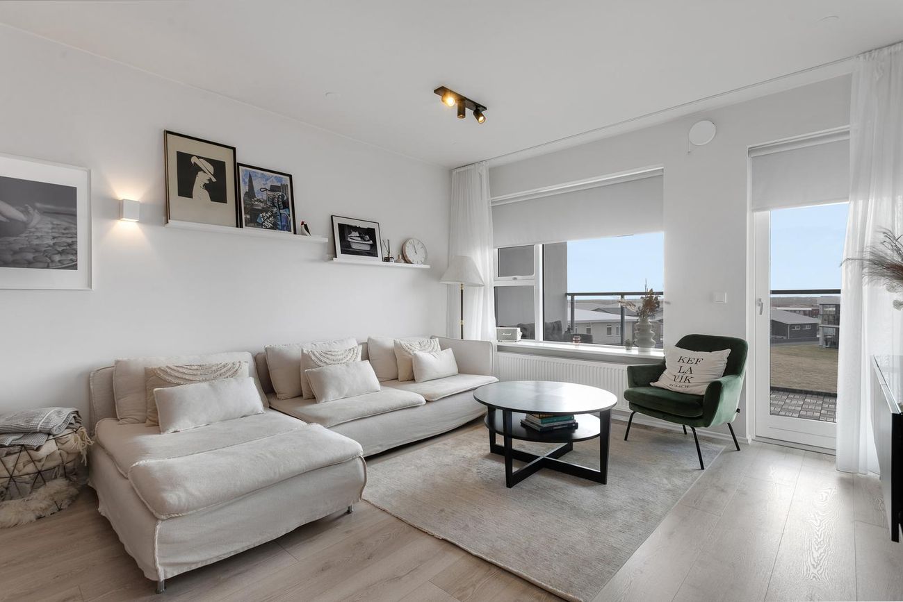 Dalsbraut 22, 260 Reykjanesbær