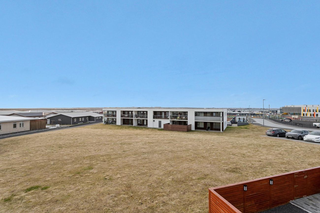 Dalsbraut 22, 260 Reykjanesbær