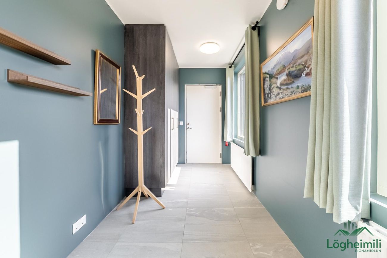 Hringhamar 7, 221 Hafnarfjörður
