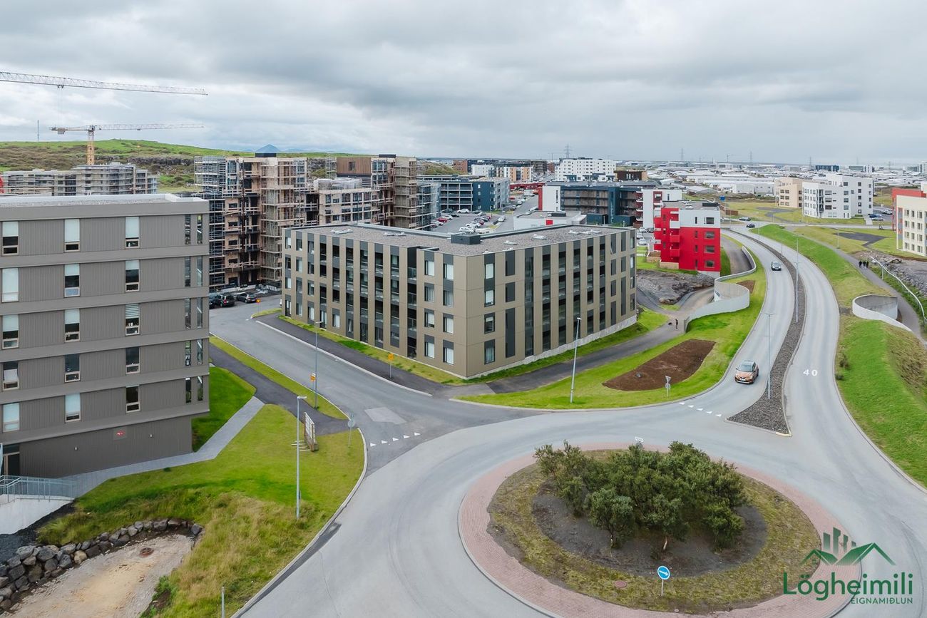 Hringhamar 7, 221 Hafnarfjörður