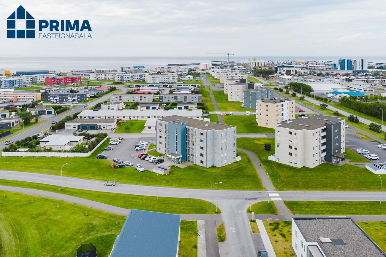 Holtsflöt 4, 300 Akranes