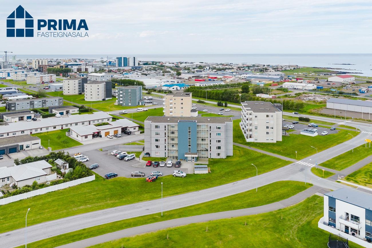 Holtsflöt 4, 300 Akranes
