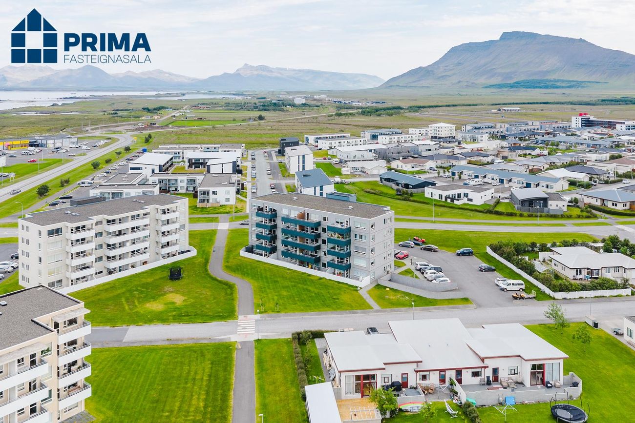 Holtsflöt 4, 300 Akranes