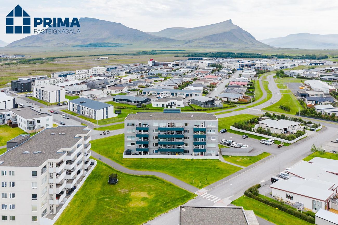 Holtsflöt 4, 300 Akranes