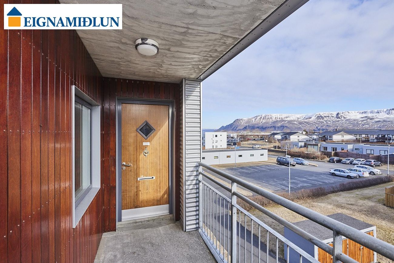 Klapparhlíð 30, 270 Mosfellsbær