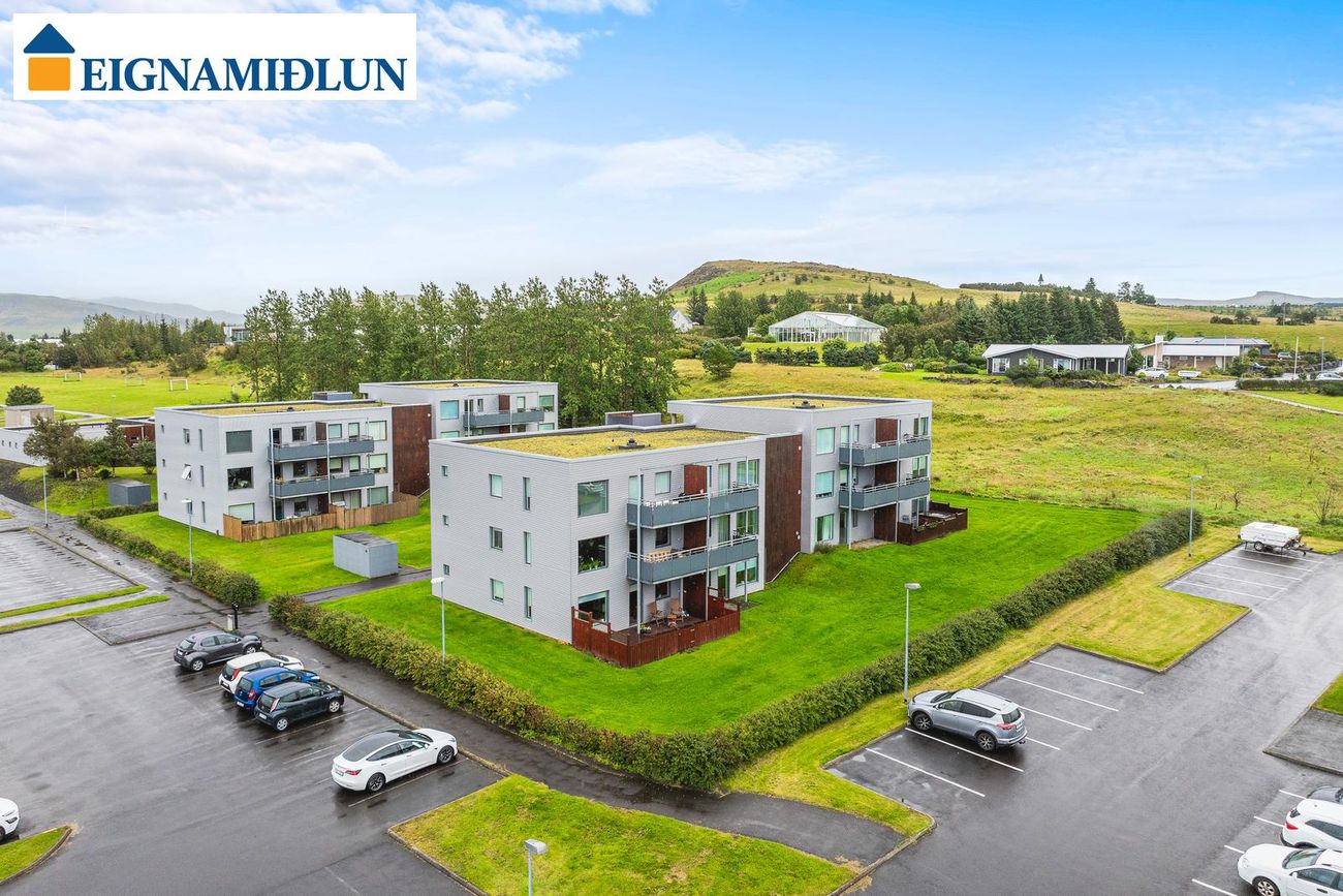 Klapparhlíð 30, 270 Mosfellsbær