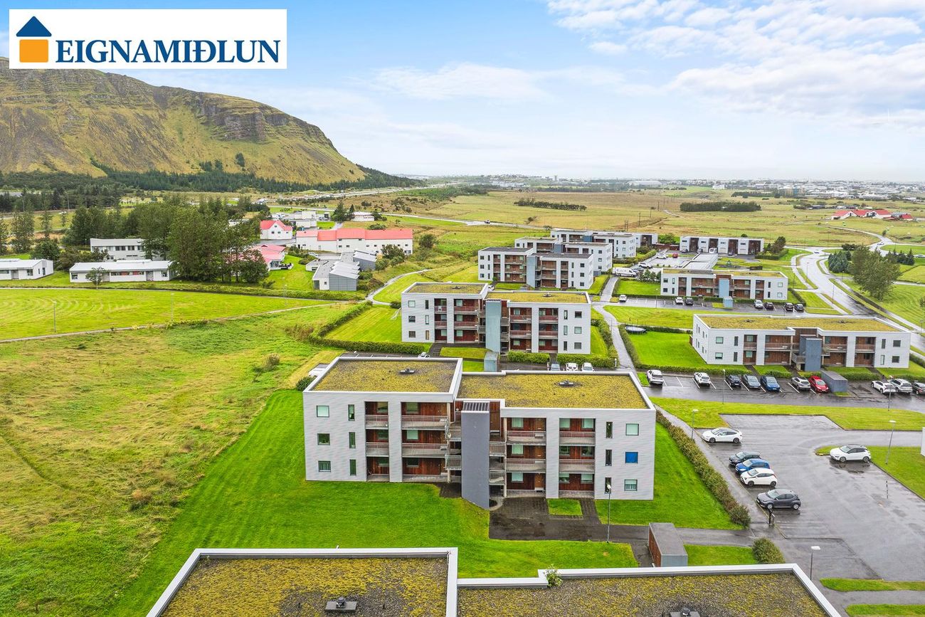 Klapparhlíð 30, 270 Mosfellsbær
