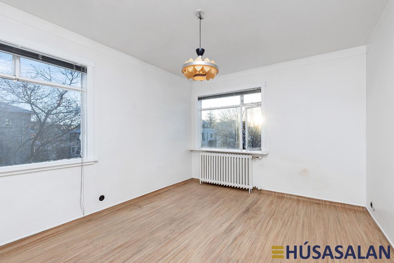 Laugarnesvegur 67, 105 Reykjavík